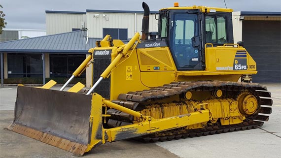 Гусеничный бульдозер Komatsu D65PX-16