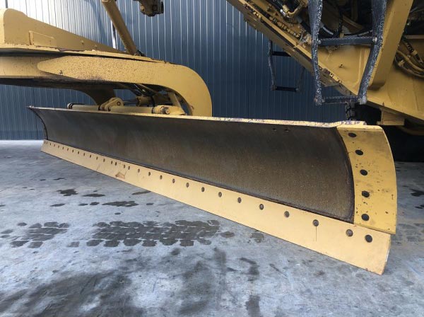 Продажа автогрейдера CATERPILLAR 140H